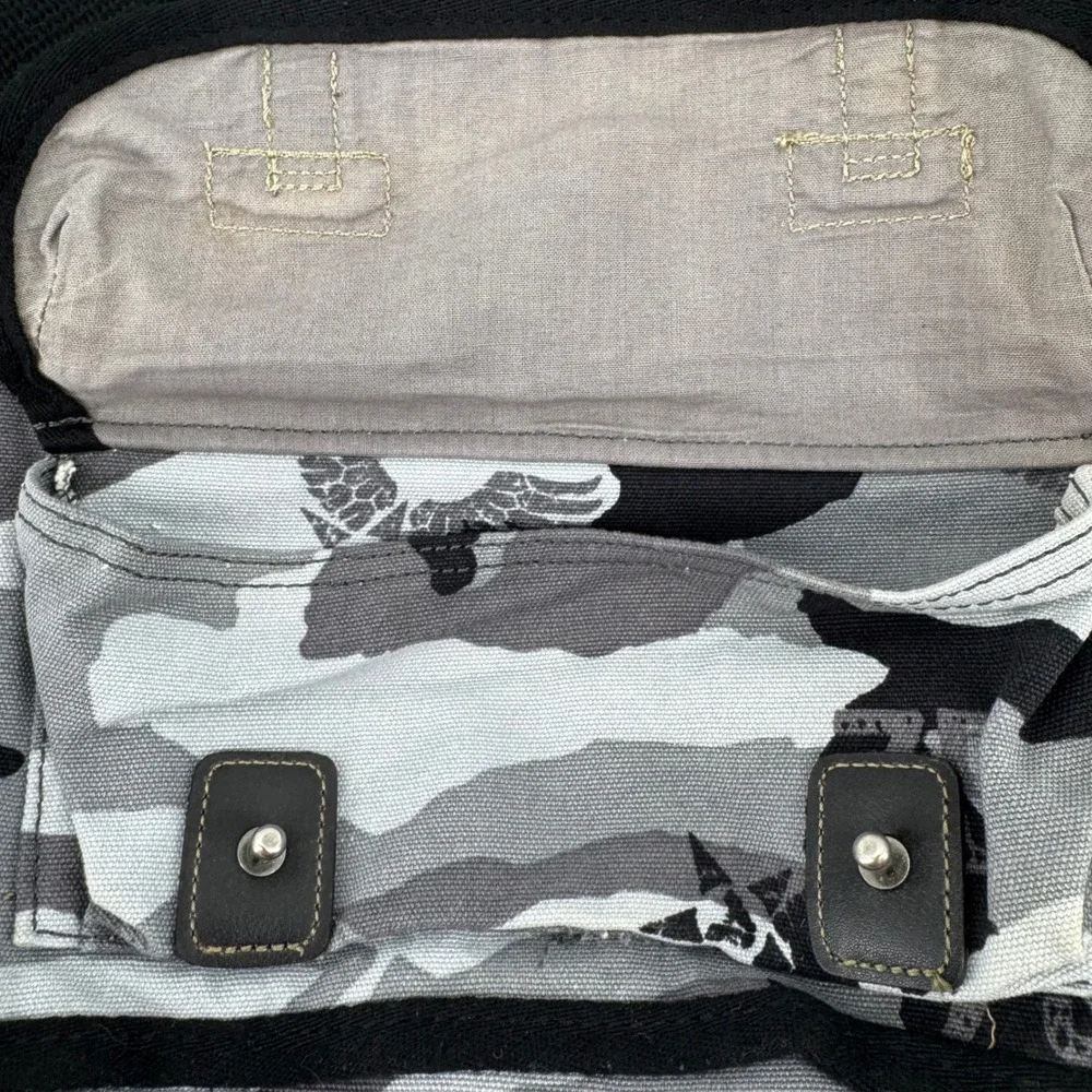 Avirex usa square